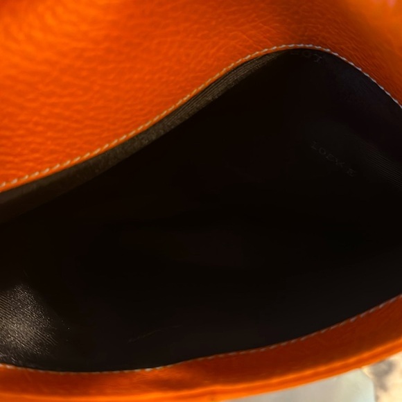 Vintage Loewe Senda Orange Pebbled Leather Logo Embossed Crossbody Bag - Picture 9 of 13